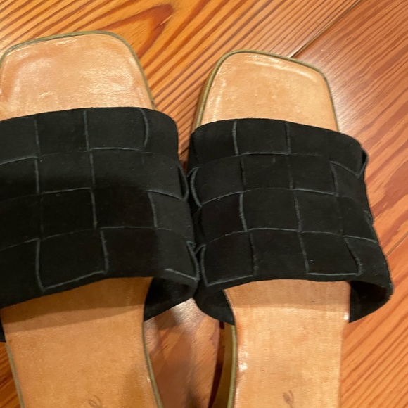 Matisse slides/sandles - Picture 2 of 4